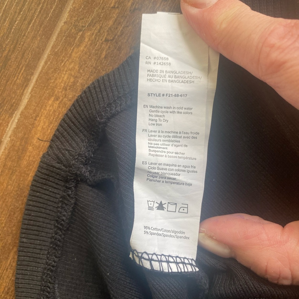 2/$10 Forever 21 Black Cropped Stay Wild Tank Small - Picture 5 of 9